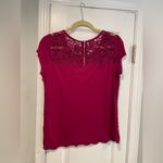 New York & Co Size M Magenta Lace Short Sleeve Stretch Zip Back Top Pink Size M Photo 10