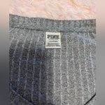 PINK - Victoria's Secret Cropped lightweight Victoria Secrets Sweater Photo 1