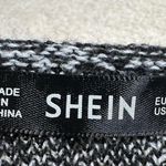 SheIn : Star Sweater Boxy Cropped Black and White Speckled Photo 3