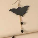 NWT Spooky Bats. Fun Halloween Pierced Earrings W Dead Dangles Black Photo 2