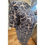 Ann Taylor  LOFT SHORT SLEEVE LIGHTWEIGHT BLUE AND WHITE TOP WOMENS SIZE SMALL Photo 3