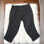 Lululemon In the Flow Crop II Black Leggings Size 10 Ribbed Seamless Yoga Photo 2