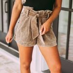 She & Sky These Three high waisted shorts Photo 2