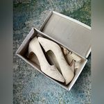 Vintage NOS Corsina embroidered fabric bone evening pumps, size 9.5M Photo 14