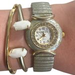 Gucci Vintage Antique Womenโs Silver Gold Watch with Crystal Accents New Battery Photo 0