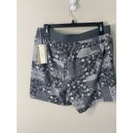 New Tommy Bahama UPF Stretch Shorts, Size Large Black Photo 3
