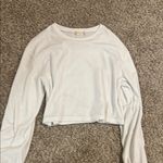 Altar'd State White long sleeve crop sweatshirt with crew neck and relaxed fit Photo 0