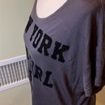 EXPRESS  ‘New York City Girl Chic’ top Photo 3