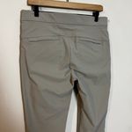 Athleta - Wander Stash Skinny Pants Sculptek Commuter Travel Outdoors Photo 5