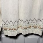 Eddie Bauer Floral Crew Neck Sweater Photo 4