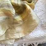Echo silk scarf Gold Photo 8