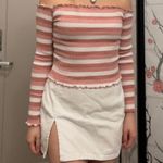 Better Be Pink & White Striped Ribbed Lettuce-Hem Off-The-Shoulder Long-Sleeve Top | Photo 4