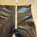 Spanxshape Faux Leather Legging Black size Medium‎ Photo 8