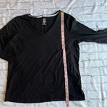 Hue  Sleep Well Temp Tech T-shirt Large Womens Black V-neck Photo 3