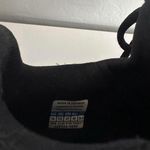 Mizuno Volleyball Shoes Photo 6