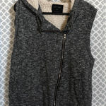 Love Tree gray black hooded cropped zipper vest Photo 0
