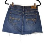 Denizen from Levi's Denizen Levi's Denim Skirt High-Rise Frayed Hem Mini Skirt Blue size 7 Photo 1