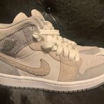 Jordan Suede  1 High Tops Photo 0