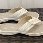 Clarks  cloud stepper sandals women’s size 9 Photo 0
