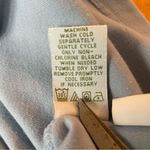 Orvis  women’s short sleeve V-neck top size small cotton/poly Photo 3