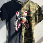 A bathing ape camo and black t-shirt Photo 0