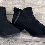 American Rag Abby Woman’s Size 8 Almond Toe Ankle Boots Photo 1