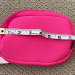 Apana NEW See Me Run Belt Bag Adjustable Zippered Hot Pink One Size O/S NWT Photo 7