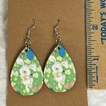 Handmade Easter Bunny Green Teardrop Dangle Pierced Earrings Photo 2