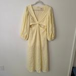 Showpo. yellow long sleeve cut Photo 7