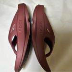Oefos Women’s Mauve Recovery Flip Flop/Sandals Sz 6 Men 4 Photo 2