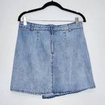 Gianni Bini  Distressed Denim Mini Skirt Size 9 Mini Jean Wrap Skirt Photo 3