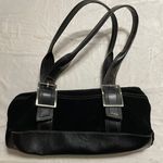 Apt. 9 Purse Photo 1