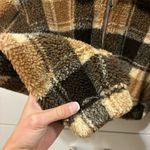 Plaid Cropped Sherpa Jacket Brown Photo 4