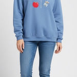Vintage Embroidered Sweatshirt Womens Small Blue‎ Teacher Apples Crew Neck Blue Photo 0
