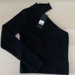 NWT‼️ CARMAR Cut Out Shoulder Sweater *BLACK Photo 2