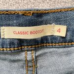 Levi's  Womens Jeans‎ Size 4M Classic Bootcut W27 L32 Stretch Blue Denim Mid Rise Photo 3