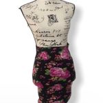 Forever 21 Floral straight skirt Photo 1