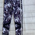 Gaiam  Abstract Purple and Black Women’s Cropped Leggings Photo 2