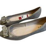 Bar III NWT. Barr III penguin ballet flat, metallic gold Photo 3