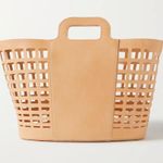 Demijohn cutout leather tote Photo 10