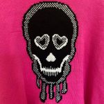 No Boundaries NWT |  junior’s novelty hot‎ pink skull loose hem crewneck sweater Photo 1