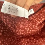 ASTR  ATHENS RUCHED PUFF SLEEVE BURNOUT MIDI DRESS Photo 6