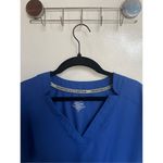 Cuddl Duds Climate Right By Cuddl Dubs Blue Scrub Top Woman’s Size Large Photo 4