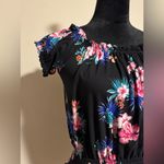 Hot Kiss EUC  Black and Multicolor Floral Puff Sleeve Blouse size medium Photo 1