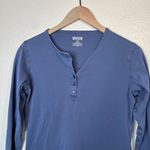 Duluth Trading Women's Blue Purple 3/4 Sleeve Cotton Blend Henley Shirt Size XS Photo 2