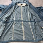 Torrid Women's Denim Jacket Size 2 Blue Lightweight Hooded Drawstring Anorak Photo 6
