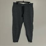 Calvin Klein sweatpants Photo 4