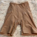 Soma  size M shape-wear excellent condition color tan inseam 7” waist 10” Photo 5