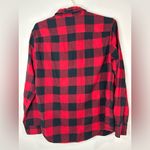 American Eagle  Red Black Buffalo Plaid Button-Up Flannel Shirt | Size Medium Photo 3