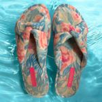 Lilly Pulitzer Bondi Blue My Little Peony Size 7/8 House Slippers Pool Shoes Photo 1
